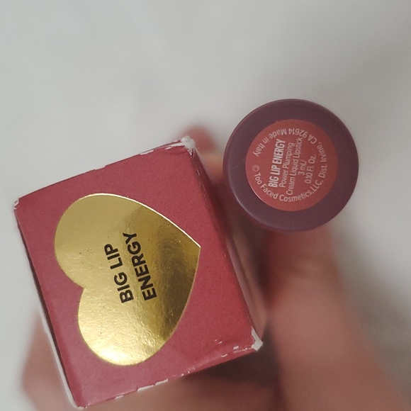 NIB Too Faced Lip Injection Liquid Lipstick in Big Lip Energy - Picture 8 of 10